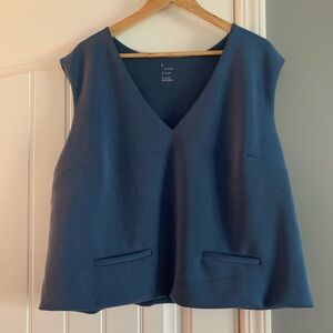 NWT Women's Sandwash Vest - A New Day™ SIZE: XXL / Color: Blue - Brand new -